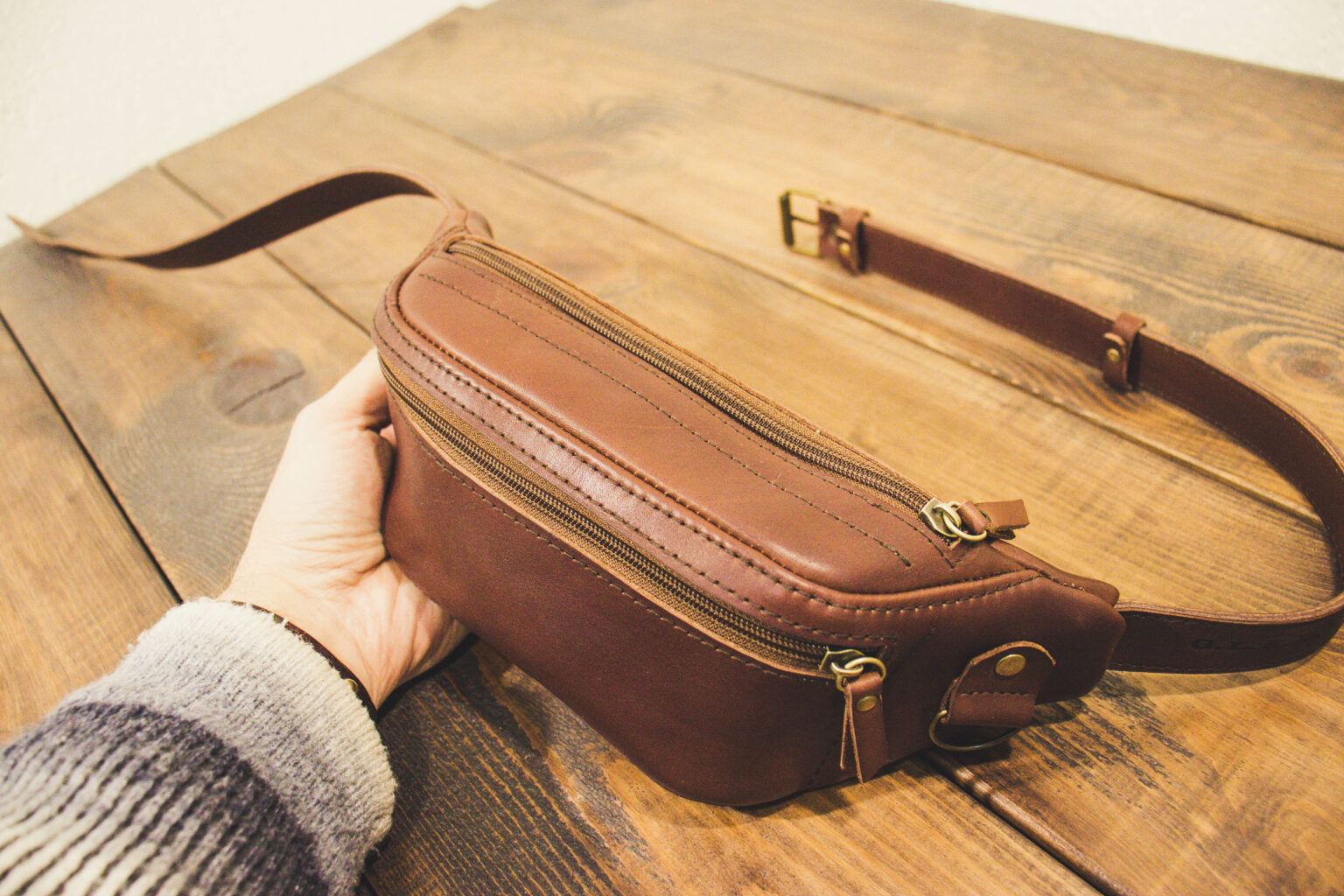 Поясная сумка из коричневой кожи - Мастерская GLAD