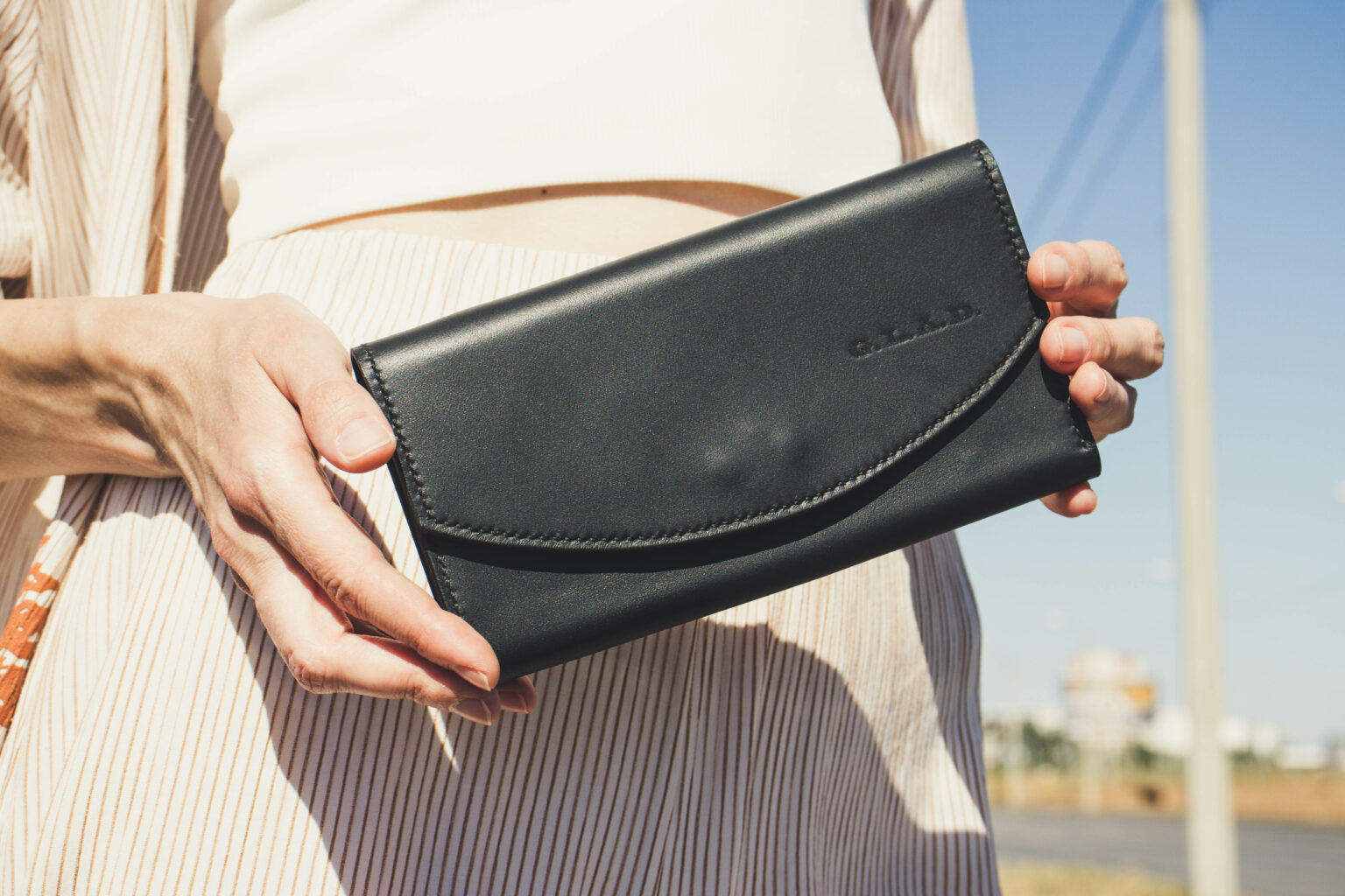 Кожаный кошелек на магнитной кнопке - Мастерская GLAD