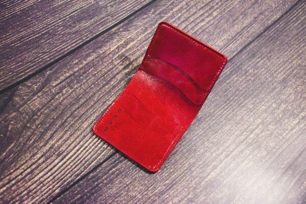 Кожаный кошелек женский красный