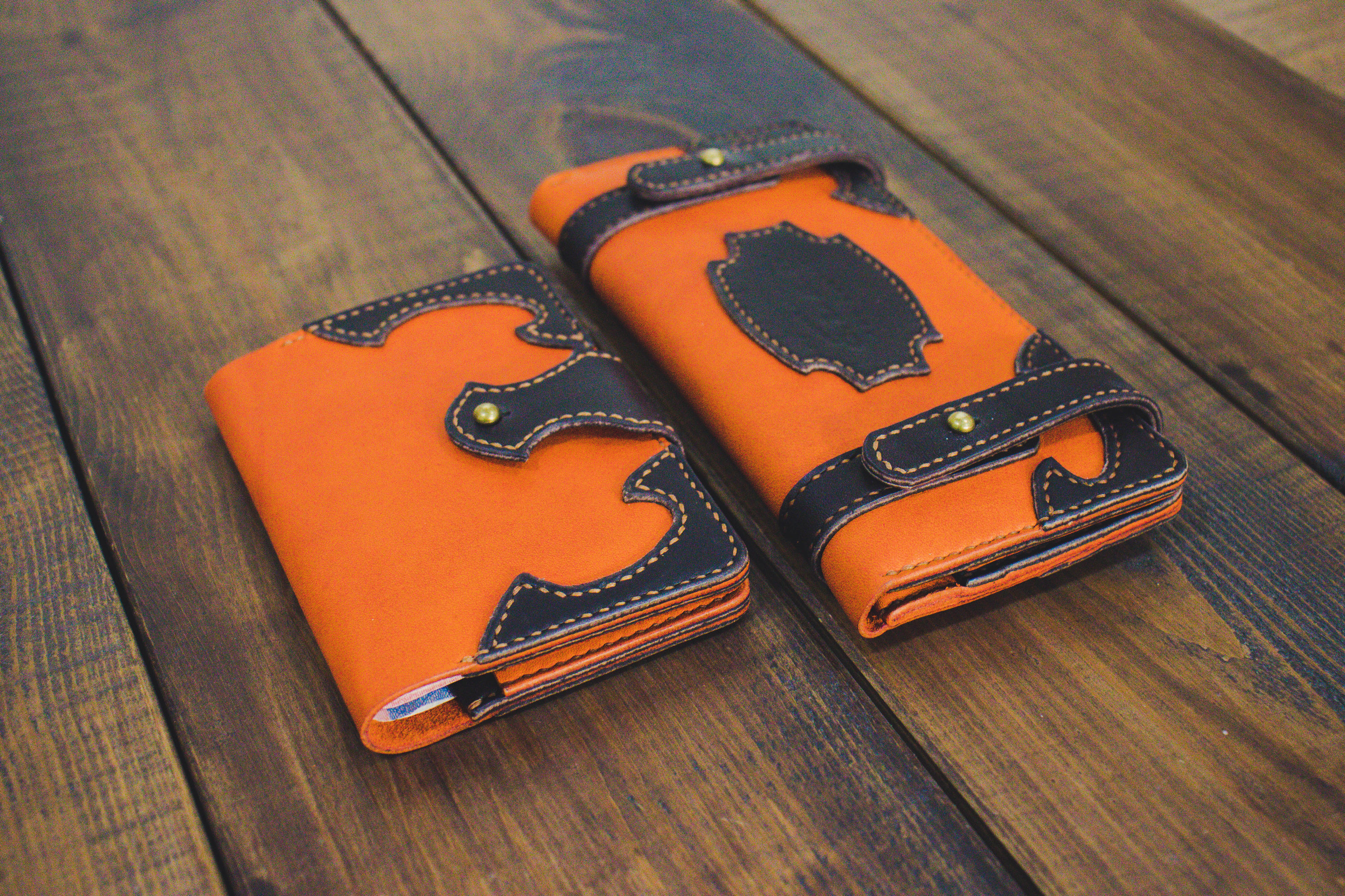 Набор аксессуаров: кошелек и обложка для документов Набор аксессуаров: кошелек и обложка для документов