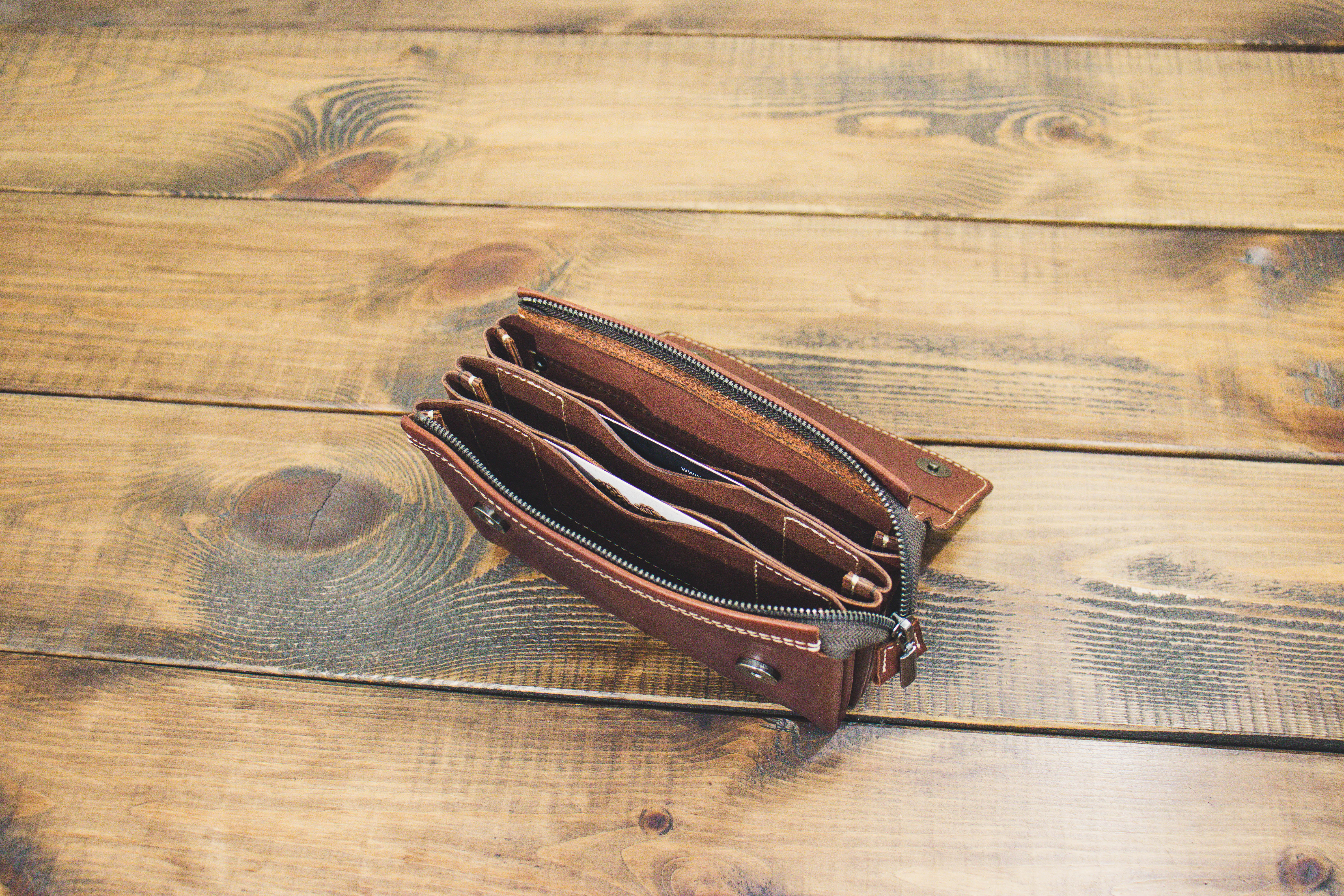 Кошелёк \ клатч \ барсетка с клапаном. Натуральная кожа Кошелёк \ клатч \ барсетка с клапаном. Натуральная кожа