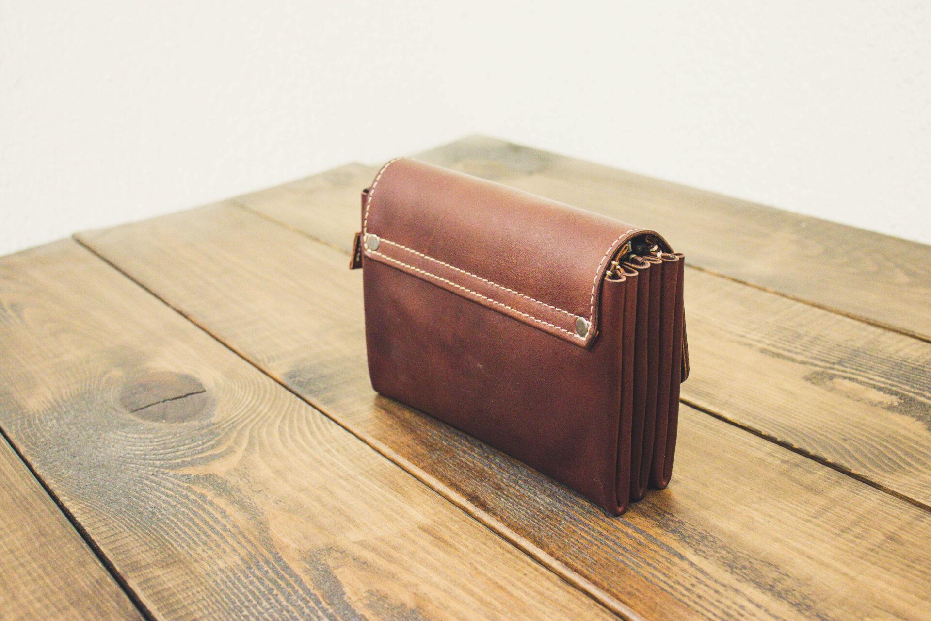 Кошелёк \ клатч \ барсетка с клапаном. Натуральная кожа Кошелёк \ клатч \ барсетка с клапаном. Натуральная кожа