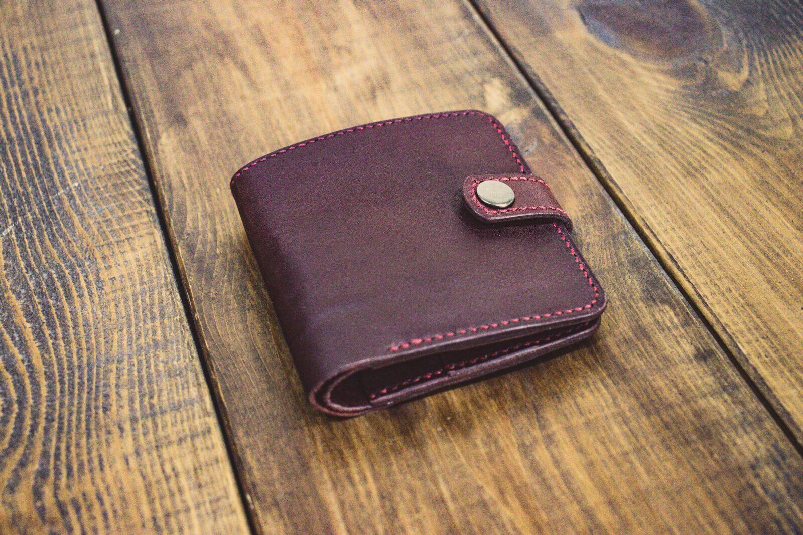 Картхолдер банковский из черной кожи Картхолдер банковский из черной кожи