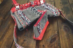 Набор аксессуаров: Сумка-мессенджер и косметичка